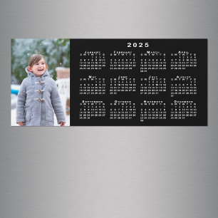 Adicione seu Calendário de Foto 2025 no Black Magn