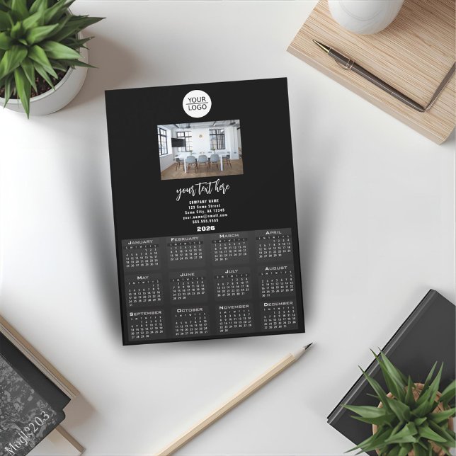 Adicione seu logotipo Foto da empresa Calendário 2 (Criador carregado)