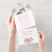 Adoráveis flores de Kitten Rosa É um Chá de fralda