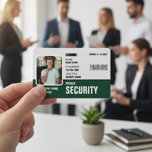 Afiado & Profissional: Crachá Personalizado para S (Sharp & Professional: Custom Green Security Guard ID Badge)