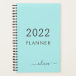 Agenda 2022 Aqua Blue Teal Girly Script Monograma Name<br><div class="desc">2022 Aqua Blue Teal Monograma Adiciona Seu Próprio Script Name 2022 Calendar Wedding Event Planner. Isto faz o doce e perfeito aniversário de 16 anos,  casamento,  chá de panela,  aniversário,  chá de fraldas ou festa de solteira presente para alguém que ama luxo de luxo e estilos quíticos.</div>