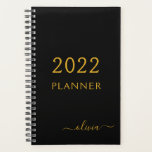 Agenda 2022 Black Dourado Girly Script Monograma Name Mod<br><div class="desc">Monograma Dourado e Preto 2022 Adicionar seu próprio nome de script 2022 Calendar Wedding Planner de Evento. Isto faz o doce e perfeito aniversário de 16 anos,  casamento,  chá de panela,  aniversário,  chá de fraldas ou festa de solteira presente para alguém que ama luxo de luxo e estilos quíticos.</div>