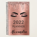 Agenda 2022 Eilashes Brilhantes Cor-de-Lobra Dourada<br><div class="desc">2022 Rosa Dourado - Blush Pink Eyelashes Sparkle Glitter Monographic Name (Nome do Monograma da Glitter Glitter e Notebook Espiral Inicial). Isto faz o doce e perfeito aniversário de 16 anos, casamento, chá de panela, aniversário, chá de fraldas ou festa de solteira presente para alguém que ama luxo de luxo...</div>