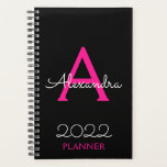 Agenda 2022 Rosa Quente Preto Monograma Elegante<br><div class="desc">Caderno de Planejamento com Monograma Rosa Quente e Preto 2022. Isso torna o presente perfeito para aniversário de 16 anos,  casamento,  chá de noiva,  aniversário de casamento,  chá de bebê ou despedida de solteira para alguém que ama luxo glamoroso e estilos chiques.</div>