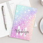 Agenda Bonito Holographic Glitter Girly Glamorosa<br><div class="desc">Personalize facilmente este elegante e colorido padrão de brilho de boque com seus detalhes personalizados.</div>