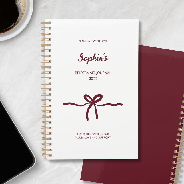 Agenda Borgonha Arco Damas de Honra Moderno Nome Ano Scri (Burgundy Bow Bridesmaid Modern Script Name Year Planner)