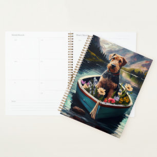 Agenda Cachorro Airedale em uma Paddle: Uma Aventura Cêni