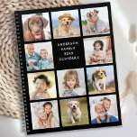 Agenda Calendário Personalizado para a Colagem de Fotos M<br><div class="desc">Planejador de calendário de colagem de fotos personalizado. Mantenha todos os seus compromissos e agendamento à mão com o nosso divertido planejador de fotos, que tem 9 fotos para personalizar e nomear. Este planejador de colagens de fotos de tendências é perfeito para o horário de trabalho, eventos escolares para crianças,...</div>