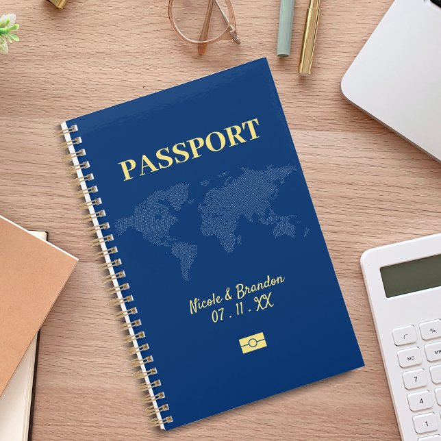 Agenda Casamento de Destino de Passaporte Azul e Amarelo (Blue & Yellow Passport Destination Wedding Planner)