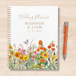 Agenda Casamento Personalizado País das Flores Selvagens<br><div class="desc">Flores Selvagens Coloridas Country Personalised Wedding Planner apresenta flores bonito em cor laranja,  amarela,  roxa e rosa sobre fundo branco com seu nome personalizado. Personalize editando o texto nas caixas de texto fornecidas. Projetado para você por ©Evco Studio www.zazzle.com/store/evcostudio</div>