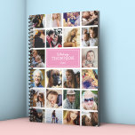 Agenda Colagem de Fotografias Rosa Para 2024<br><div class="desc">Planejador de colagem fotográfico instantâneo rosa com 22 fotos de sua família e amigos,  seu nome e o ano.</div>