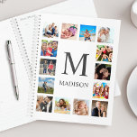 Agenda Colagem Personalizada de Fotos da Família Personal<br><div class="desc">Crie sua própria colagem personalizada de 14 fotos,  planejador com suas imagens personalizadas em um simples fundo branco moderno. O rosto do planejador também apresenta seu monograma e nome. Adicione suas fotos,  designs ou trabalhos de arte favoritos para criar algo realmente único.</div>