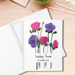 Agenda Cor da Água Púrpura Rosa Floral<br><div class="desc">Este planejador de na moda é decorado com uma cor de água floral original em tons de rosa e roxo. Você pode personalizá-lo com seu nome ou monograma e alterar a data. Porque nós criamos nosso próprio trabalho de arte você não encontrará essa imagem exata de outros designers. Original Watercolor...</div>