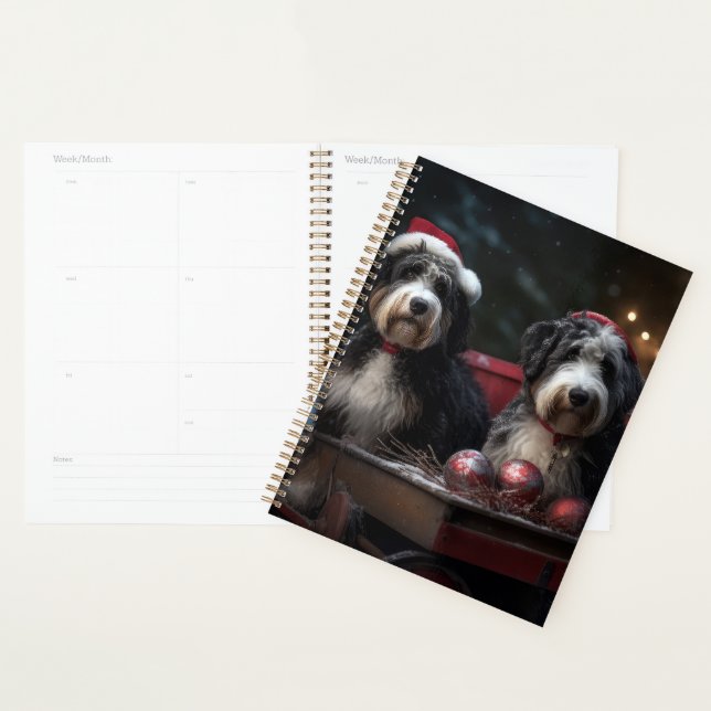 Agenda Decoração de Natal Bernedoodle Snowy Sleigh   (Exibição)