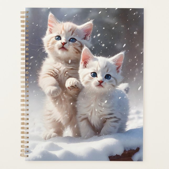 Agenda Dois gatinhos com olhos azuis tocando na neve (Frente)