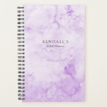 Agenda Elegante de Aquarela Puro<br><div class="desc">Planejador elegante com seu nome e descrição sobre um fundo de cor d'água roxa pintado manualmente.</div>