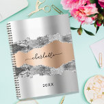 Agenda Escrito com o nome do mármore do rosa de prata dou<br><div class="desc">Gagate de prata e ouro rosa,  impressão de pedra mármore como fundo Personalize e adicione seu nome. O nome é escrito com um moderno estilo escrito à mão.</div>