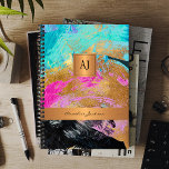 Agenda Escritório elegante do ouro preto monograma 2026 m<br><div class="desc">Padrão na moda abstrato de arte moderna colorido com brilho metálico dourado e sotaques pretos fazer um elegante planificador profissional anual monograma ou livro de marcação. Personalize-o com seu nome, iniciais de nome de monograma e texto na frente e no verso! Pode ser um presente de manutenção para um gerente,...</div>