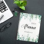 Agenda Fios de terras arborizadas Eucalyptus verde 2023<br><div class="desc">Um fundo branco elegante. Decorados com erva de eucalipto de cor aquosa e samambaias. Adicione um ano e seu nome.</div>