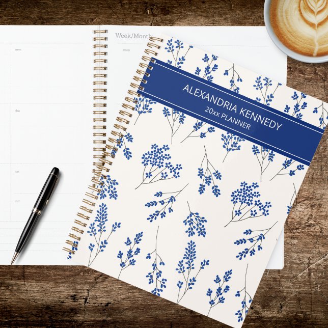Agenda Flor Simples Azul e Branco no Campo (Criador carregado)