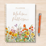 Agenda Flores Selvagens Coloridas Nome Personalizado País<br><div class="desc">Flores Selvagens Coloridas Country Personalised Name Planner apresenta flores bonito em cor laranja,  amarela,  roxa e rosa sobre fundo branco com seu nome personalizado. Personalize editando o texto nas caixas de texto fornecidas. Projetado para você por ©Evco Studio www.zazzle.com/store/evcostudio</div>