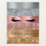 Agenda Glitter Dourado de Rosa de prata elegante<br><div class="desc">Planeador de faixas de brilho moderno, de brilho, de lascas de maquiagem falso prata, ouro e ouro rosa. Este design apresenta fitas cintilantes falsas e metal escovado em prata, ouro e cor rosa pincelada, brilho de cor dourada, pestanas, nome e segundo modelo de texto. O nome é escrito com um...</div>