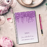 Agenda Glitter púrpura pinga nome do monograma violeta 20<br><div class="desc">Um fundo roxo e violeta com gotas de brilho roxo profundo,  pintura pingando. Personalize e adicione um nome e um título a cada ano. O nome é escrito em roxo com um moderno estilo escrito à mão. Perfeito para negócios,  escola,  diário,  trabalho ou organização da sua vida pessoal/familiar.</div>