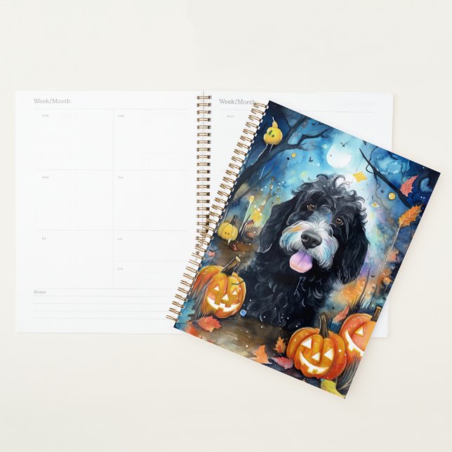 Agenda Halloween Bernedoodle Com Pumpkins Assustado (Exibição)