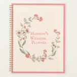 Agenda Hydrangea Wreath Pink Nome da Vintage Casamento<br><div class="desc">Bonito planejador de casamento personalizado com hipnólias desenhadas à mão rosa. Adicione seu nome e personalize este bonito planejador de casamento para ser seu.</div>