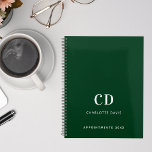 Agenda Iniciais de monograma verde-esmeralda 2025<br><div class="desc">Esmeralda verde e texto branco. Personalize e adicione suas iniciais,  nome e um ano de título do monograma.</div>