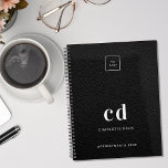 Agenda Iniciais do monograma de couro preto de logotipo 2<br><div class="desc">Foto preta de couro como fundo e texto branco. Personalize e adicione seu logotipo,  iniciais de monograma,  nome e um ano de título. Seu logotipo na frente e atrás. Espaço para o seu endereço no verso.</div>