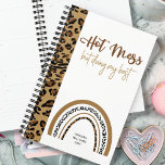 Agenda Leopard Print Rainbow Hot Mess Cote 2023<br><div class="desc">Mess quente,  mas fazendo meu melhor planejador personalizado com design de impressão do leopardo-arco-íris. Simples,  giro e moda com uma citação moderna em tipografia escrita à mão - perfeita para as mães de escola,  escritório e multitarefa!</div>