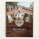 Agenda LISTA DE BALDES Fotografias Rústico Roxo Floral<br><div class="desc">Casais personalizados adoráveis mantêm o notebook da lista de baldes com cobrir decorativo e dois campos modelo de texto para adicionar seus primeiros nomes e um título conforme desejado. Isso faria um belo presente de casamento para recém-casados, ou um presente de aniversário de casamento ou um presente de casal que...</div>