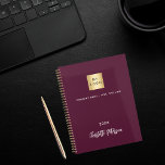 Agenda Logótipo comercial Burgundy elegant 2025<br><div class="desc">Um fundo de ladrão de tendências. Personalize e adicione o logotipo da sua empresa,  texto,  ano e nome pessoal. Cartas brancas. Se desejar sem texto,  use sua chave de espaço traseiro para excluí-la.</div>