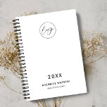 Agenda Logotipo corporativo personalizado minimalista 202<br><div class="desc">Mantenha-se organizado e em marca com um planejador personalizado com este design de Planejador Minimalista do Logotipo Moderno de Negócios 2025. Design totalmente editável com espaço para o logotipo, nome e texto personalizado da sua empresa. Diário simples, mas elegante, planejador para ajudá-lo a se manter organizado. Use-o para você mesmo...</div>