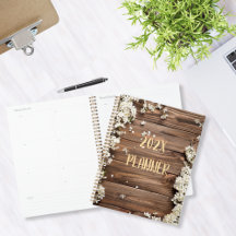 Madeira russa com flores brancas