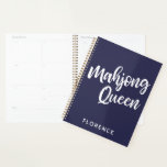 Agenda Mahjong Queen Personalizado<br><div class="desc">Presente perfeito para seu mahjong favorito.</div>