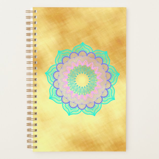 Agenda Mandala Colorida em Fundo Dourado Suave (Frente)