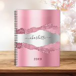 Agenda Marble de agate prateado rosa 2025<br><div class="desc">Leve cor-de-rosa e falso prata e agate,  impressão de pedra mármore como fundo. Personalize e adicione seu nome. O nome é escrito com um moderno estilo escrito à mão.</div>