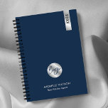 Agenda Marinho Elegante e Logotipo de empresa personaliza<br><div class="desc">Mantenha-se organizado e em marca com um planejador personalizado com este Marinho Elegante e o logotipo de negócios Silver 2025 Planner design. Apresentando um moderno azul escuro e um falso design prateado com espaço para o logotipo, nome e texto personalizado da sua empresa. Diário simples, mas elegante, planejador para ajudá-lo...</div>
