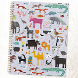 Agenda Menagerie animal<br><div class="desc">Todos os tipos de animais divertidos e vida selvagem para amantes de os animais em todo lugar. Animais Safari,  fazendas,  aves,  animais de estimação e fauna selvagem. Um monstro parece ter se esgueirado. Arte original de Nic Squirrell.</div>