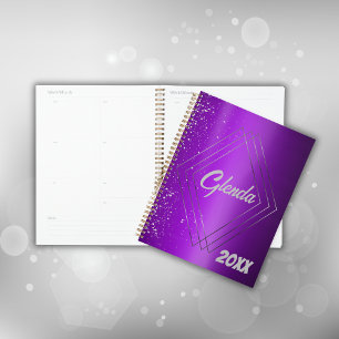 Agenda Metal roxo moderno escovado com monograma de prata