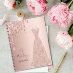 Agenda Minha rosa de casamento - brilho dourado pinga noi<br><div class="desc">Para planejar seu casamento de sonho. Um vestido de ouro de rosa com brilho de rosa falsa. Um fundo de aparência metálica falsa rosa dourado. Com o texto: Meu Casamento na frente escrito com um moderno e escuro rosa dourado escrito com letra de estilo manuscrito. Modelo para a data.</div>