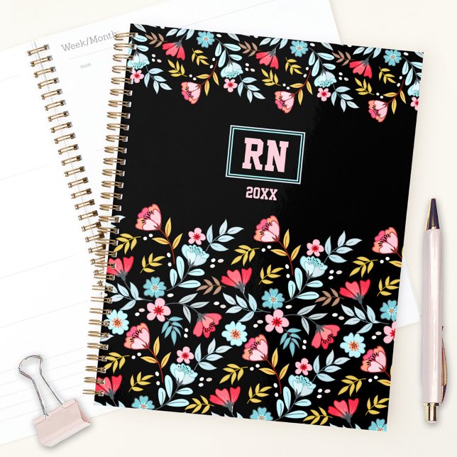 Agenda Monograma Cor Azul Cor-de-Rosa Preto Floral (Floral Feminine Black Pink Blue Colorful Monogram Planner)