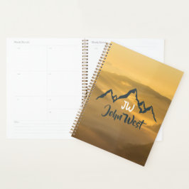 Agenda monograma de montanhas personalizável do nascer do