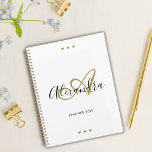 Agenda Monograma do Nome Inicial do Script Preto Dourado<br><div class="desc">Eleve seu estilo organizacional com nosso Elegante Dourado Script Preto, Planejador do Monograma. Esse planejador sofisticado apresenta uma paleta luxuosa de ouro e cor preta, exuando uma elegância de eterno perfeita para qualquer cenário profissional ou pessoal. O cobrir mostra um roteiro bem trabalhado inicial e um nome personalizado monograma, fazer...</div>
