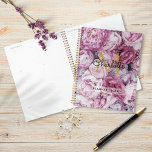 Agenda Monograma Floral Dourado de Peony Rosa 2023<br><div class="desc">Plantador de monograma floral e monograma de 2023 cor-de-rosa-chic. Projetado por Thisnotme©</div>