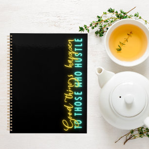 Agenda Néon Vertical de Citação de Hustle Motivacional
