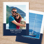 Agenda Nome de Foto Personalizado Azul Escuro Moderno<br><div class="desc">Crie seu próprio planejador de ano fotográfico! Um modelo de na moda personalizado com duas fotografias favoritas, seu nome, o ano e uma legenda ou lema pessoal. Os planejadores personalizados fazem presentes maravilhosos para familiares e amigos, e são uma forma excelente de manter todos organizados! Cores impressas: azul e branco...</div>