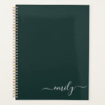 Agenda Nome do Monograma do Script Moderno Verde Escuro<br><div class="desc">Nome do Monograma Simples de Script Verde Escuro. Isto faz o doce e perfeito aniversário de 16 anos,  casamento,  chá de panela,  aniversário,  chá de fraldas ou festa de solteira presente para alguém que ama luxo de luxo e estilos quíticos.</div>